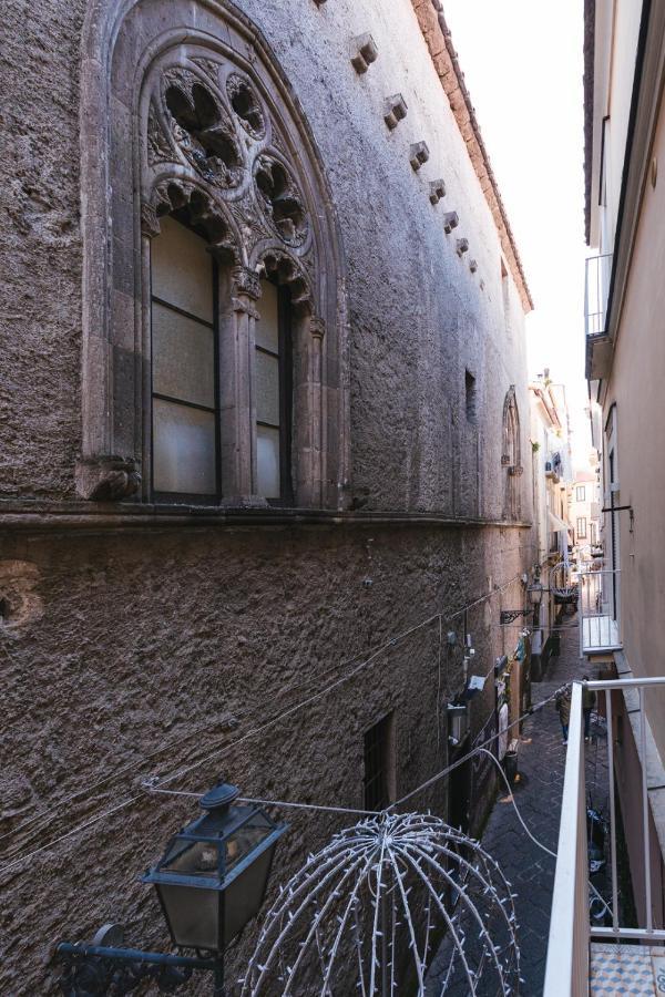 Апартаменты Casa La Bifora Сорренто Экстерьер фото